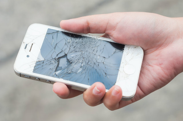Tela do smartphone quebrou? Saiba como lidar