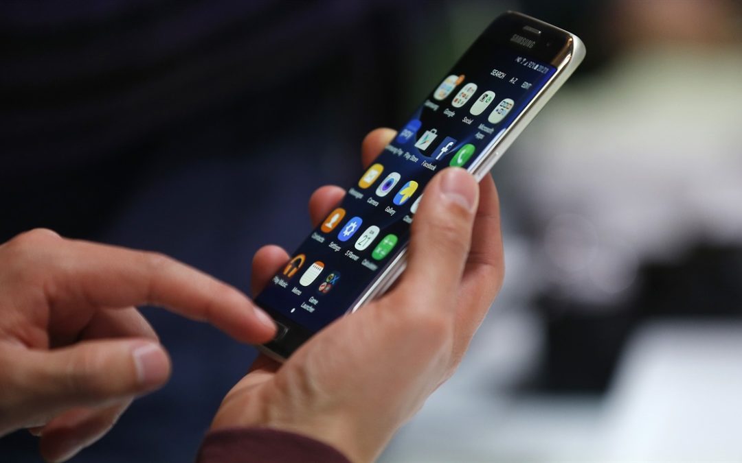 Como bloquear e o que funciona no celular com IMEI bloqueado