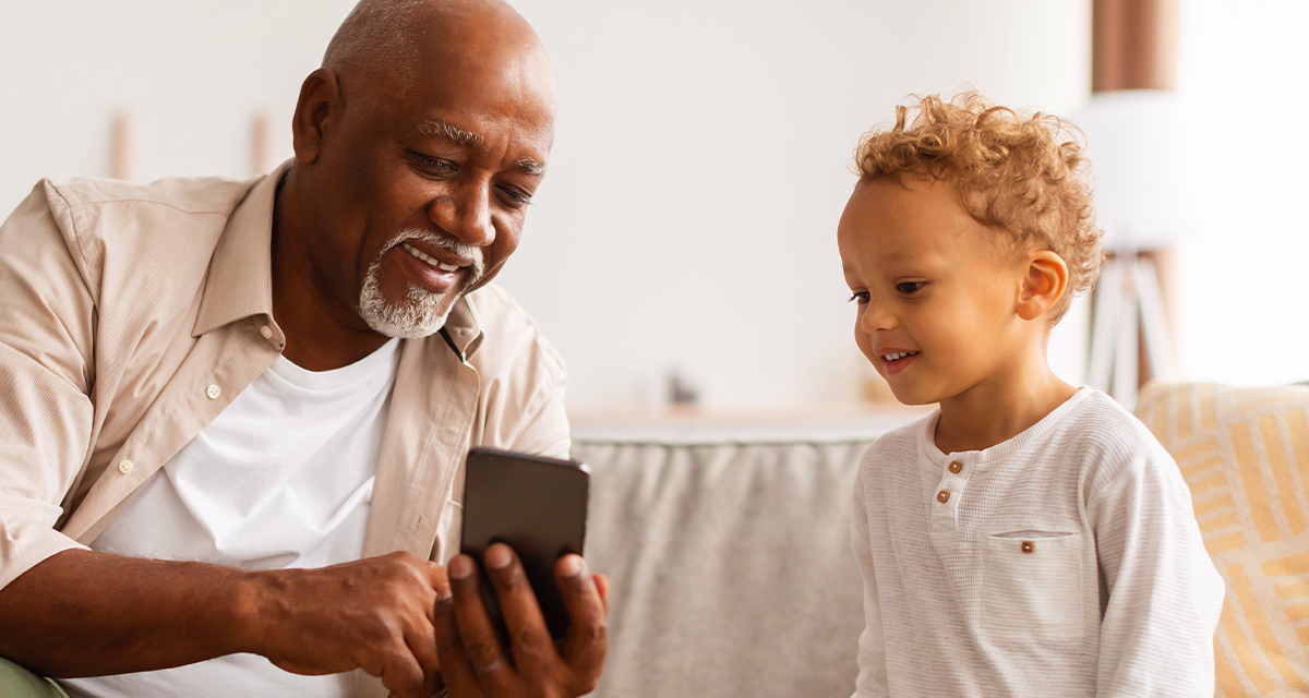 Crianças e tecnologia: quando e como introduzir os pequeninos no mundo digital