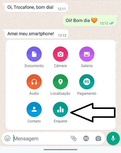 Printscreen da tela do Whatsapp com a função "Enquete" em destaque