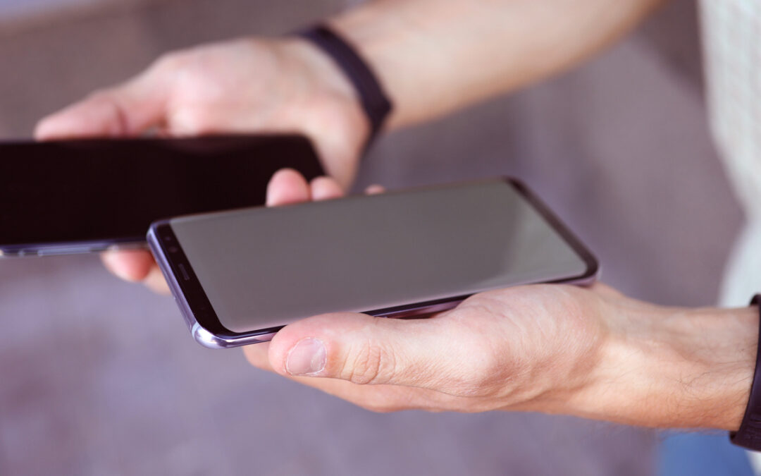Descubra qual a diferença de um celular usado para um seminovo