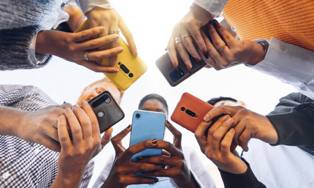 Vale a pena comprar celular usado? Não erre na hora da compra
