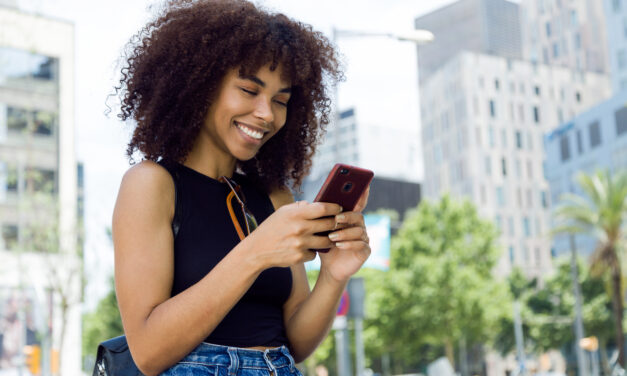 Descubra o quanto a bateria gasta afeta o preço de venda do celular!